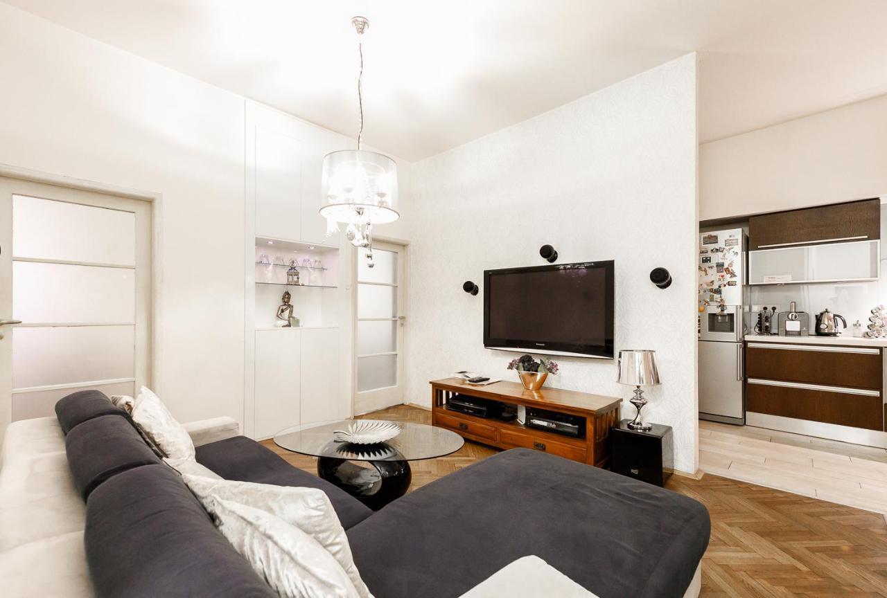 Luxury Apartment Dlouha Prague Exterior photo