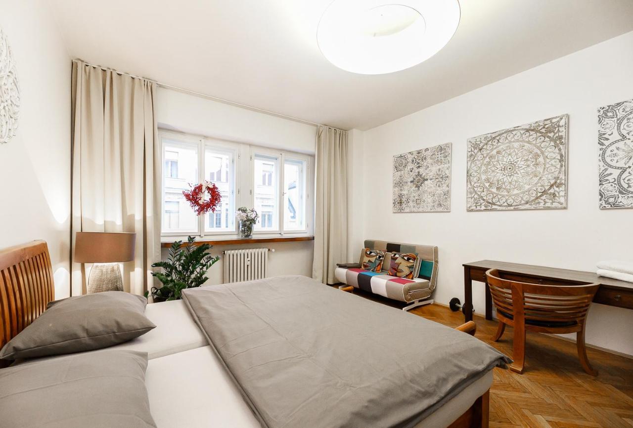Luxury Apartment Dlouha Prague Exterior photo